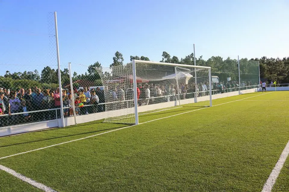 Relvado sintético do Parque de Jogos de Roriz